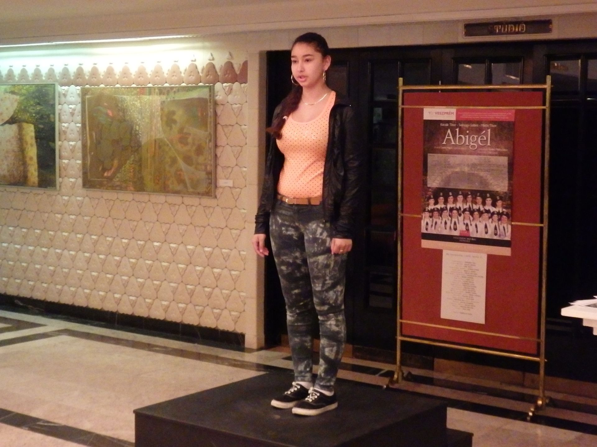 Versmondás a magyar költészet napján