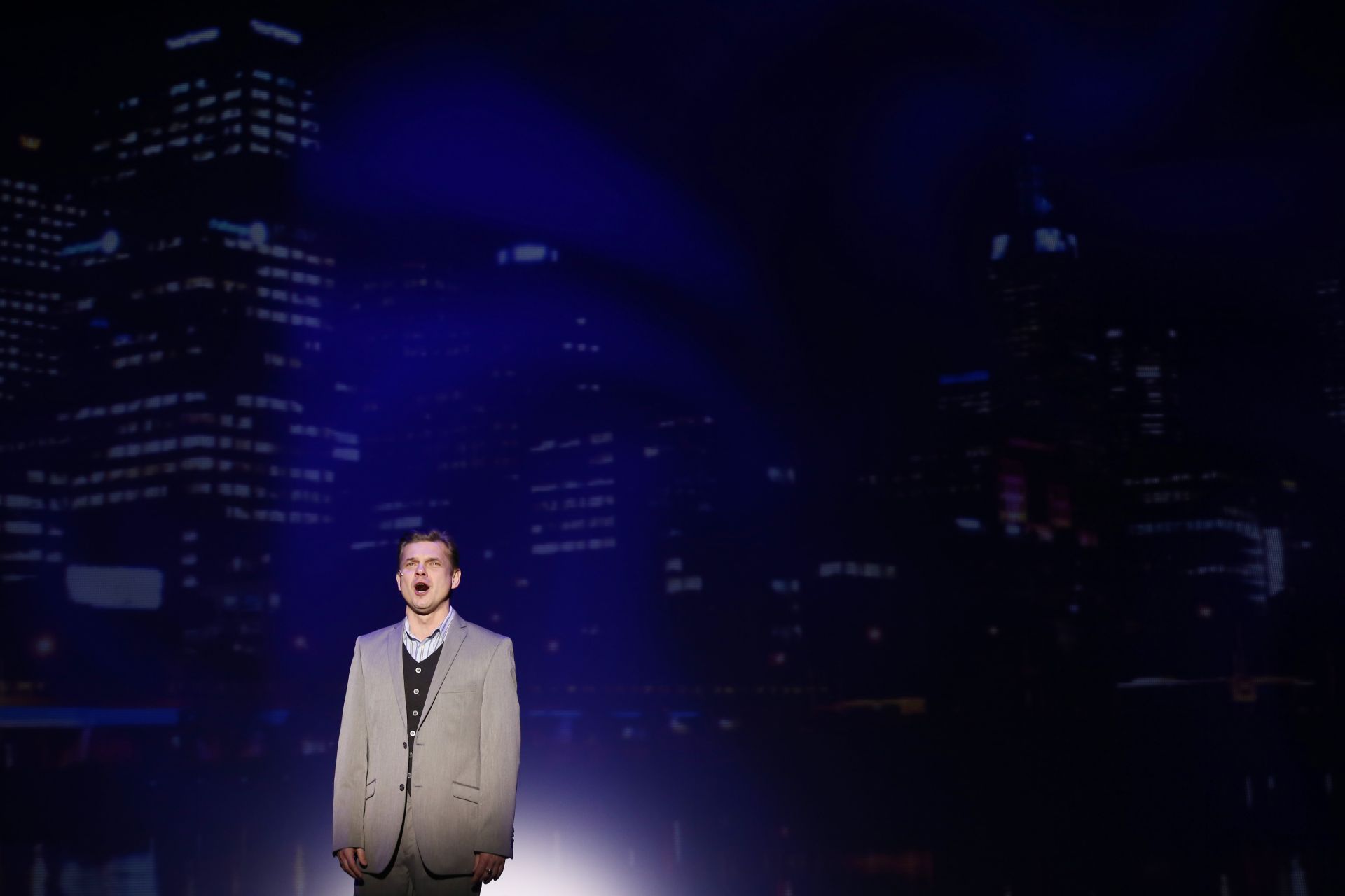 "Múlnak a gyermekévek..."