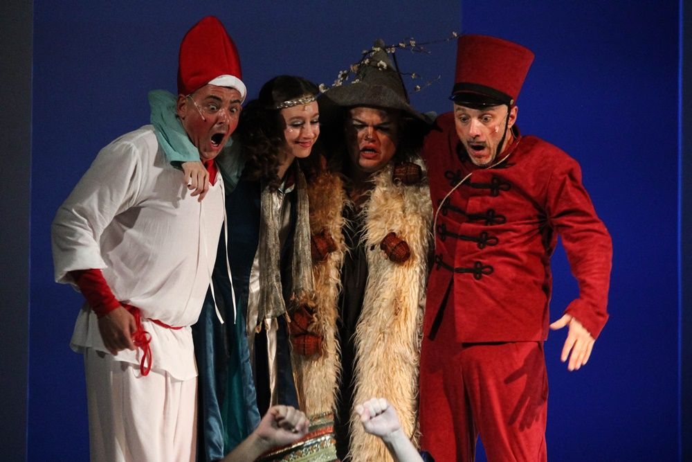 A holdbeli csónakos