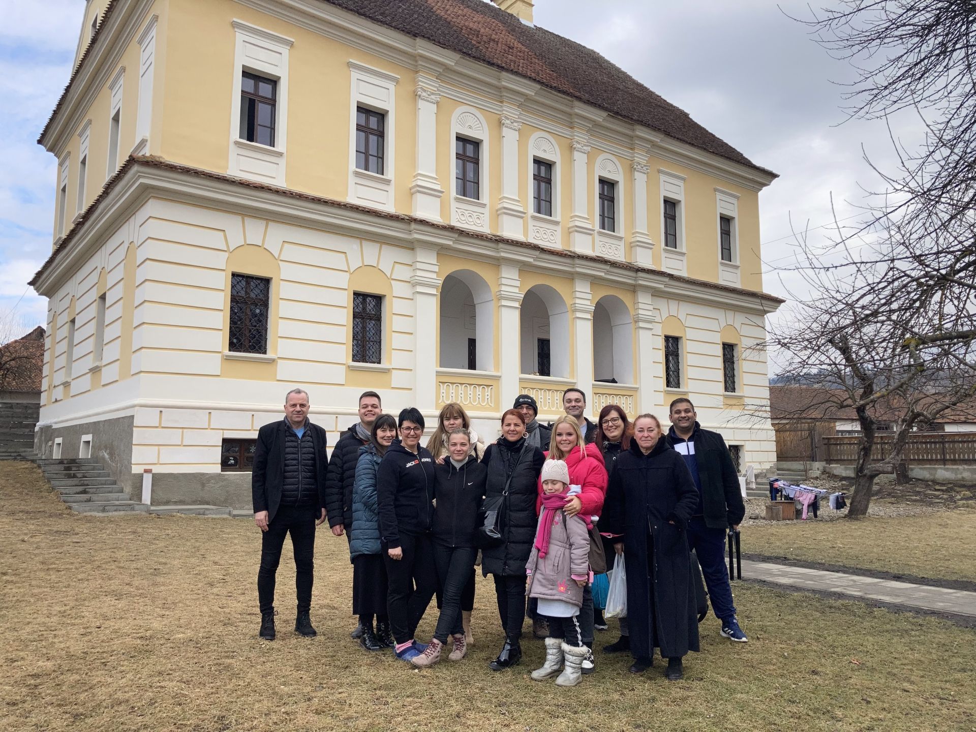 Erdélyi szeretet-turné, feltöltő előadások a Veszprémi Petőfi Színháztól - 2022.02.21-24.