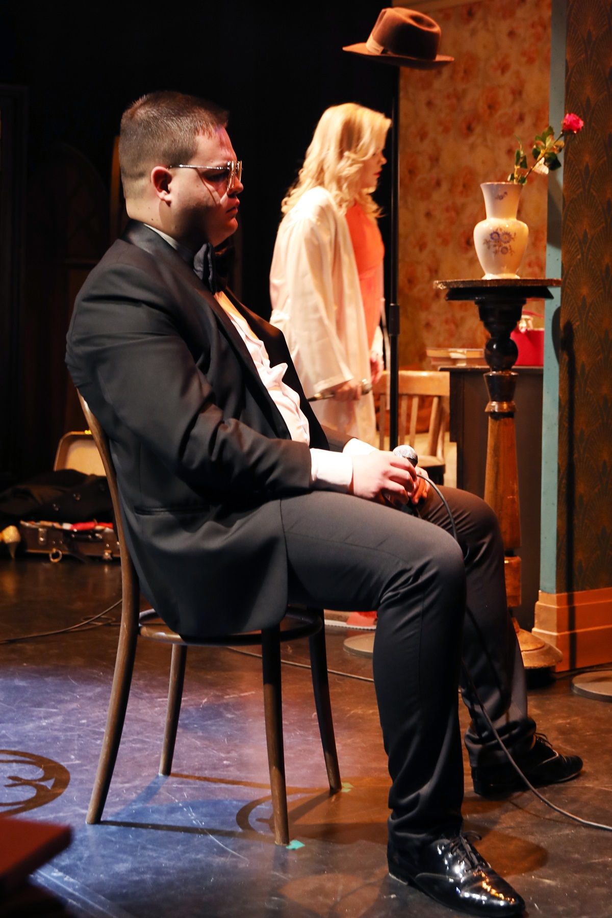 "...Lázas ifjúság..."