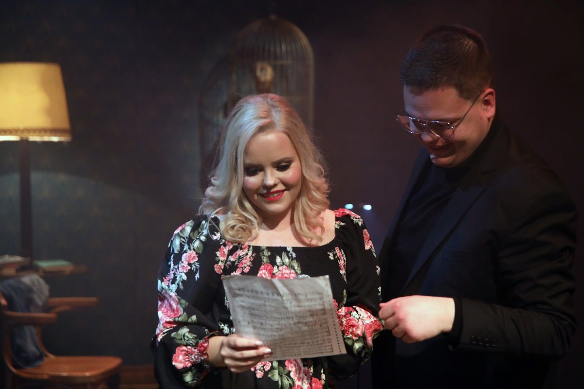 "...Lázas ifjúság..."