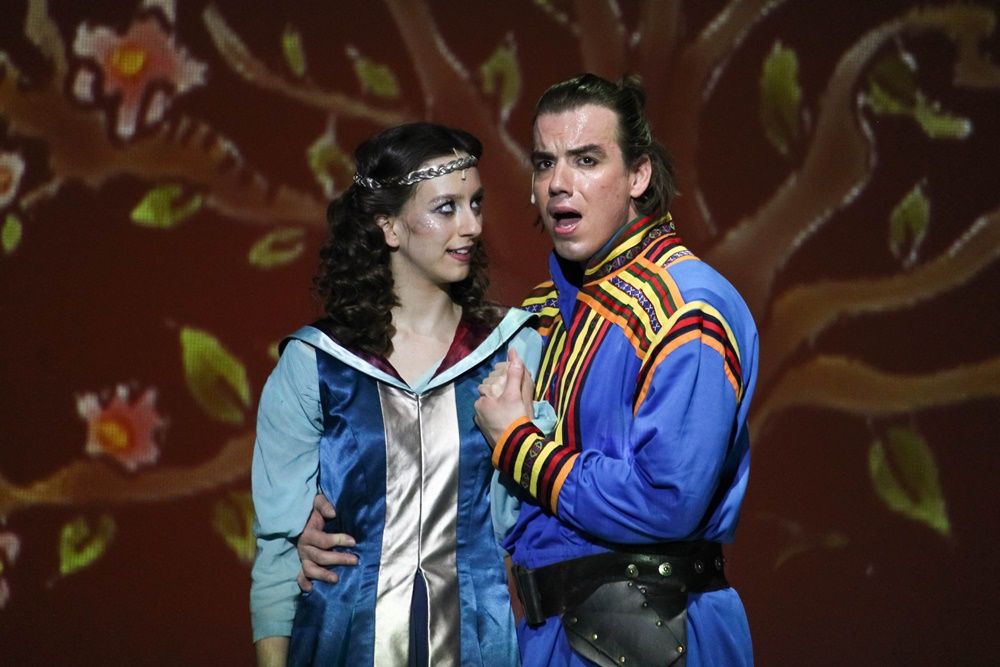 A holdbeli csónakos