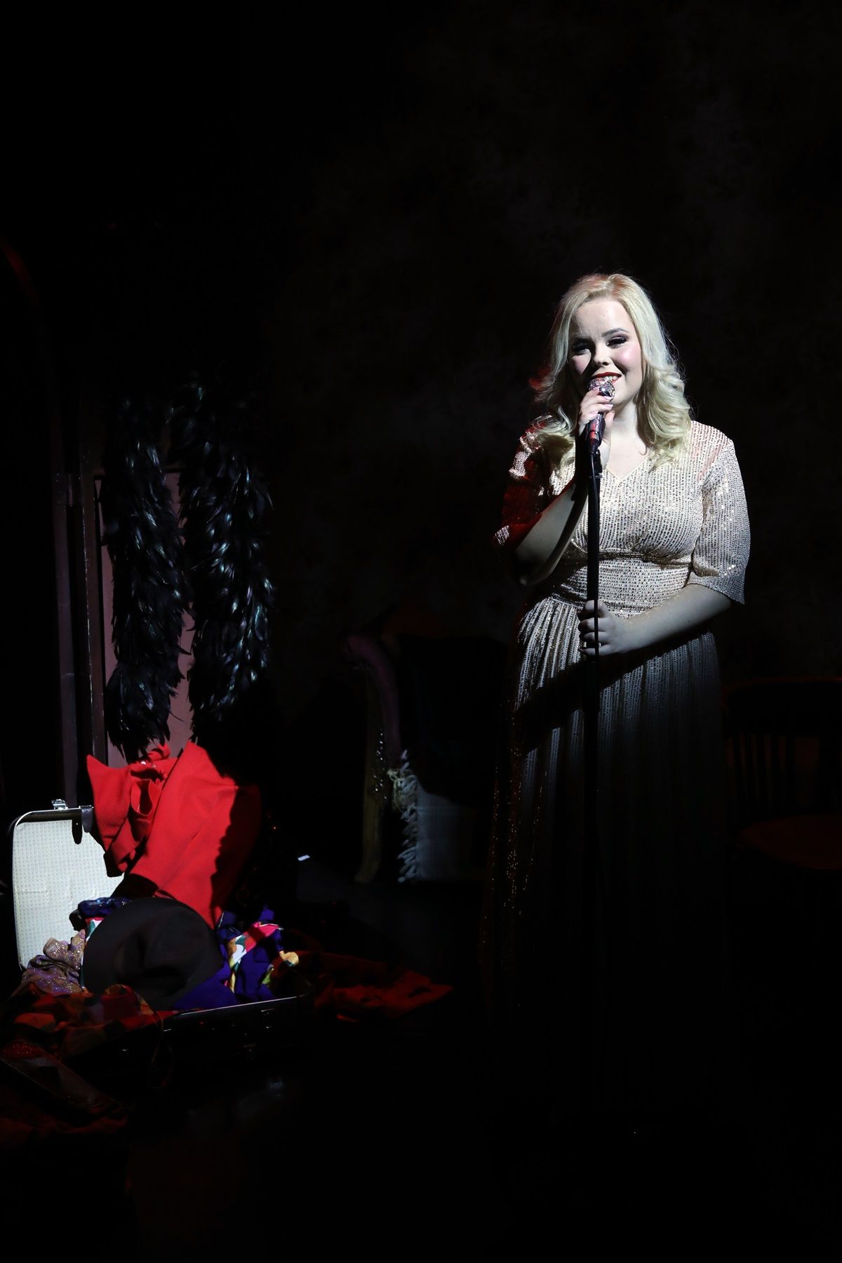 "...Lázas ifjúság..."