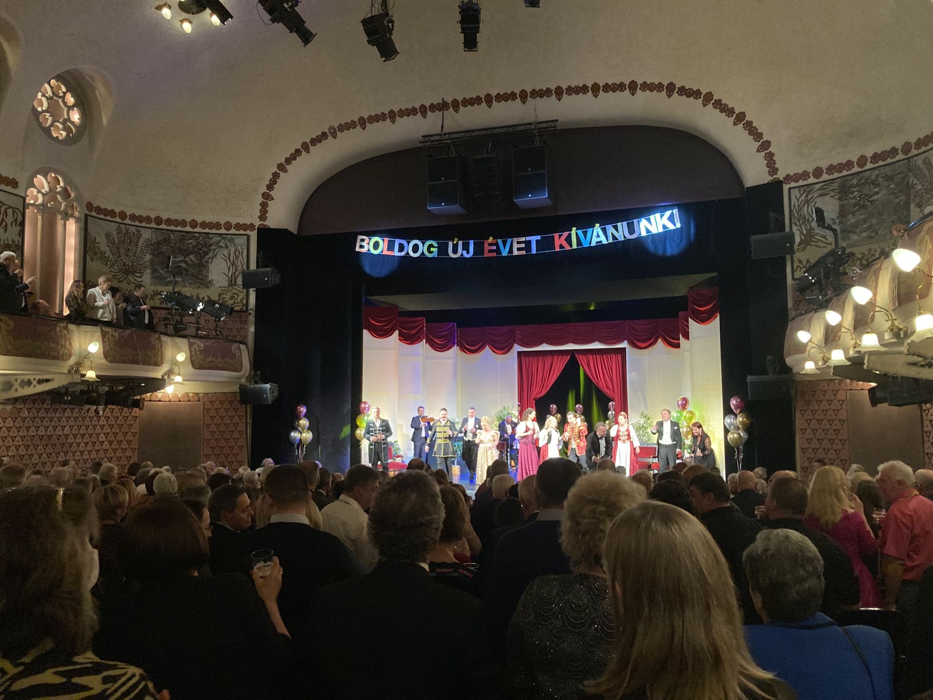 3400 nézővel zártuk az utolsó hetet 2022-ben a Veszprémi Petőfi Színházban!