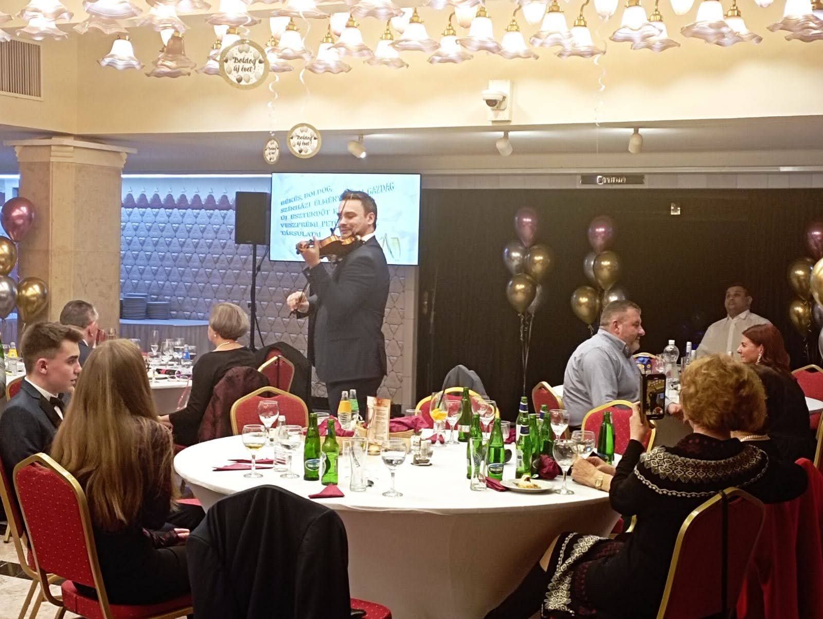 3400 nézővel zártuk az utolsó hetet 2022-ben a Veszprémi Petőfi Színházban!