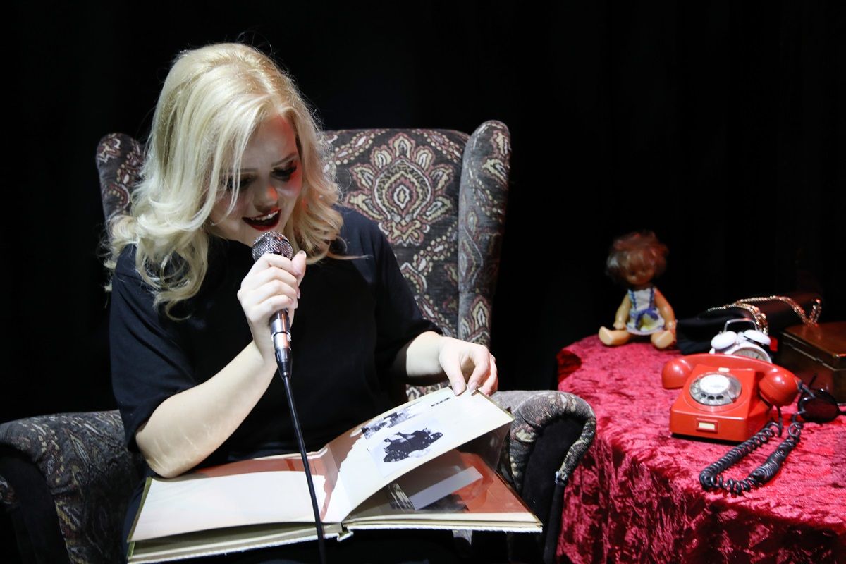 "...Lázas ifjúság..."