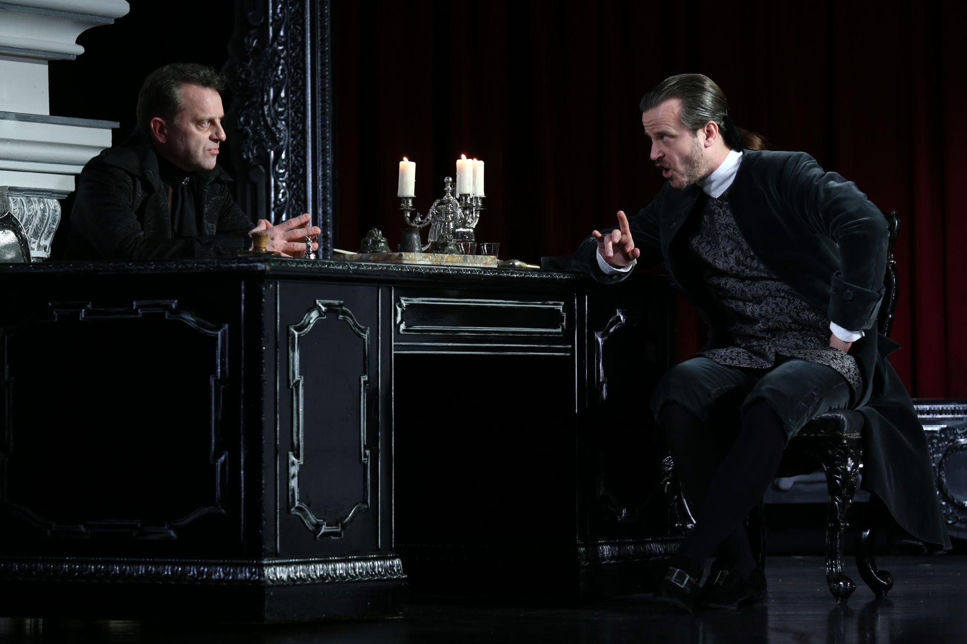 Ármány és szerelem