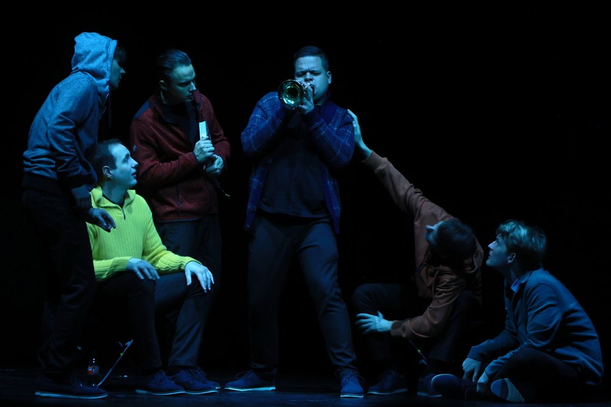 Holt költők társasága