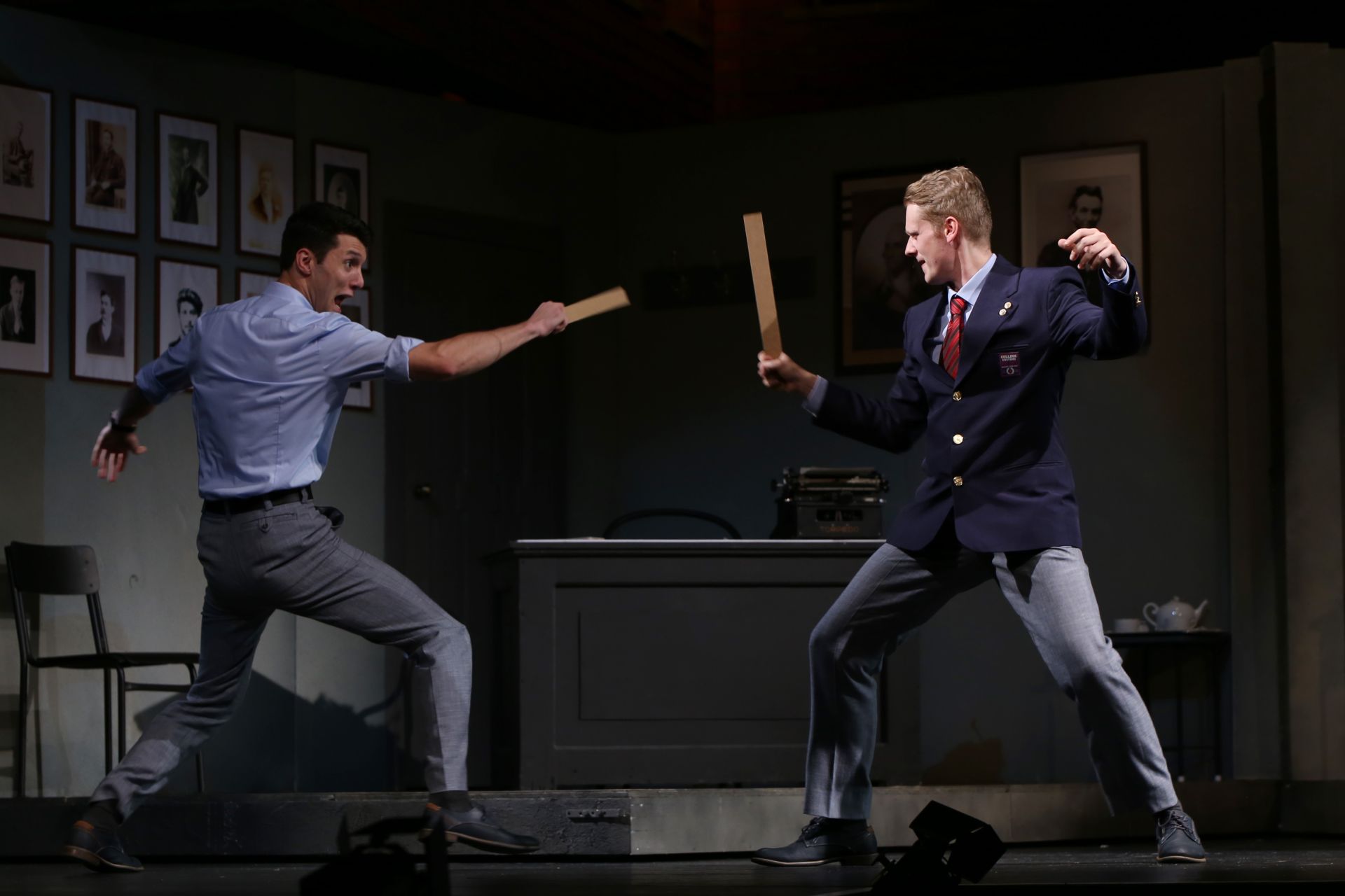 Holt költők társasága