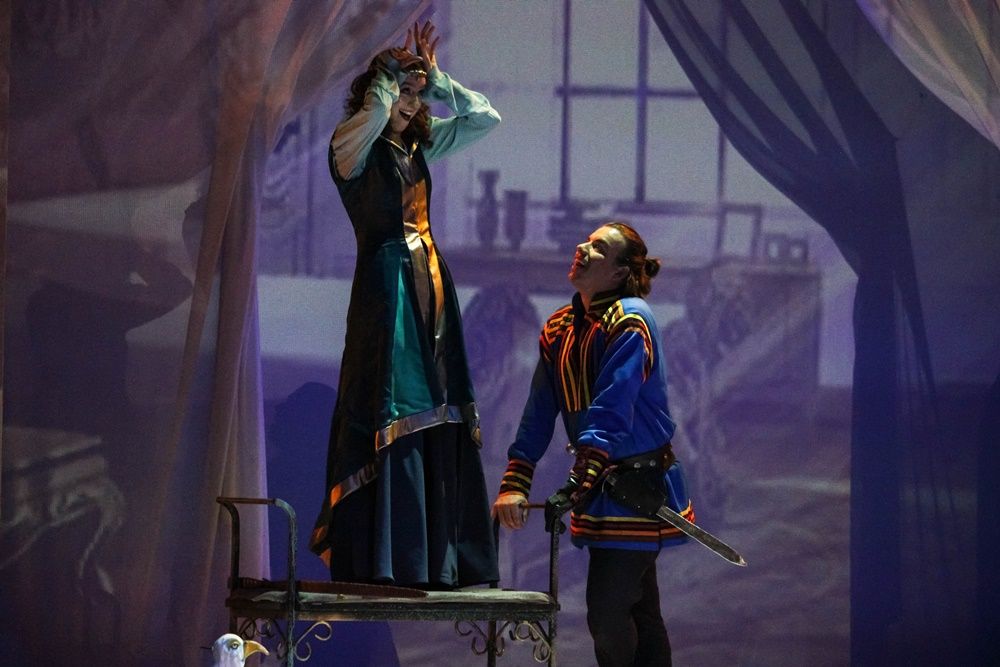 A holdbeli csónakos