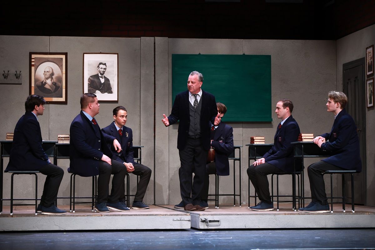 Holt költők társasága