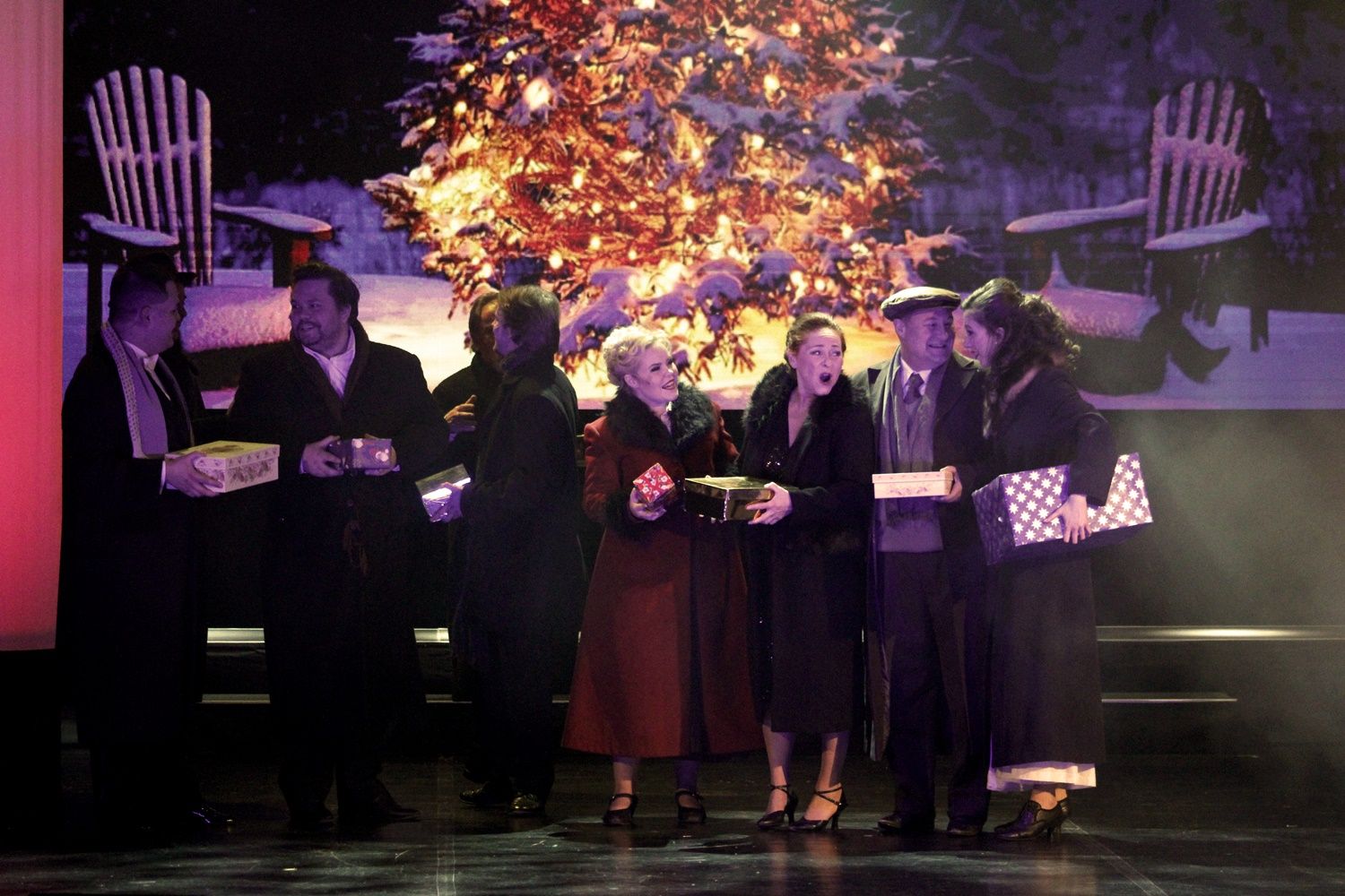 3400 nézővel zártuk az utolsó hetet 2022-ben a Veszprémi Petőfi Színházban!