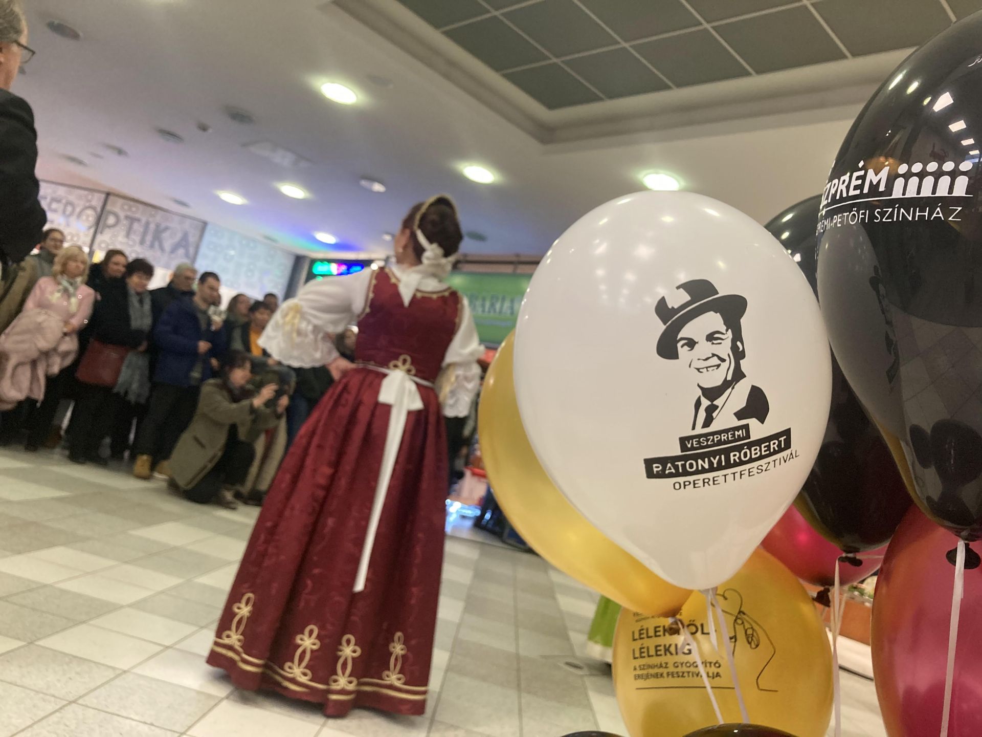 Európa Kulturális Fővárosa megnyitó a Veszprémi Petőfi Színházban!