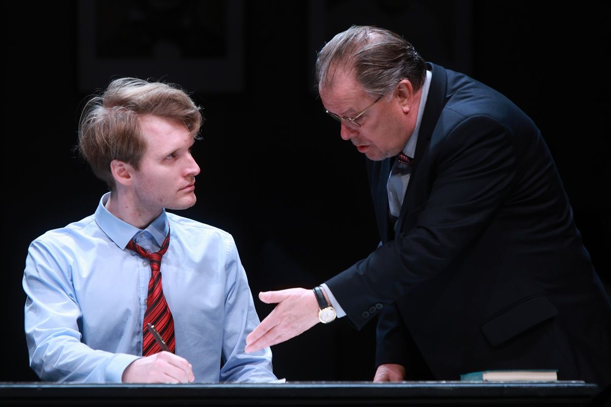 Holt költők társasága