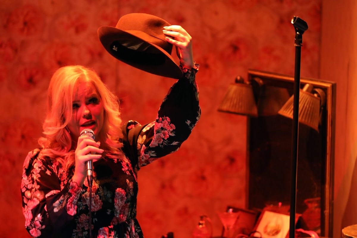 "...Lázas ifjúság..."