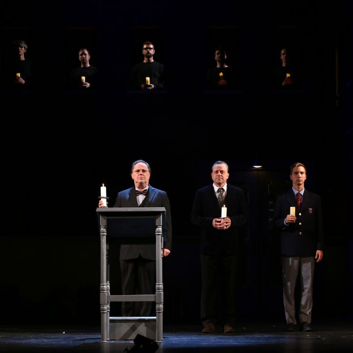 Holt költők társasága