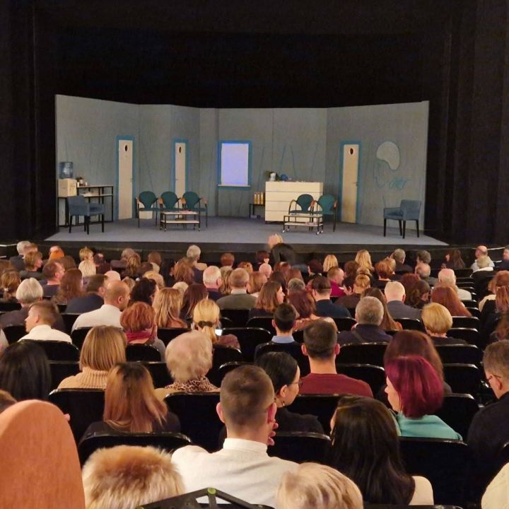 3400 nézővel zártuk az utolsó hetet 2022-ben a Veszprémi Petőfi Színházban!