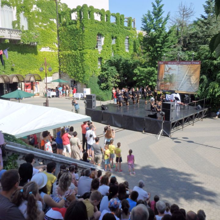 Színházi gyereknap