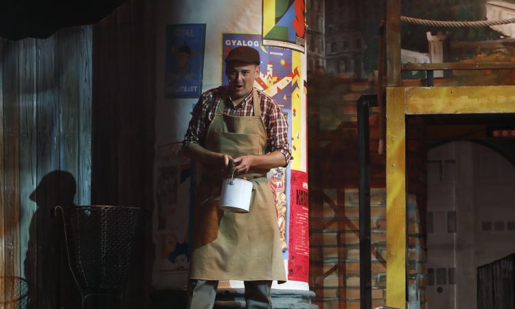 KEMÉNYKALAP ÉS KRUMPLIORR