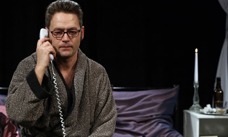 JÖVŐRE VELED, UGYANITT(I. rész)