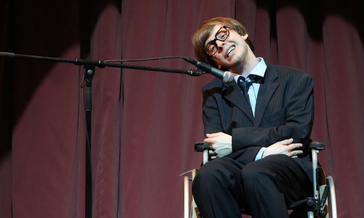 A MINDENSÉG ELMÉLETE