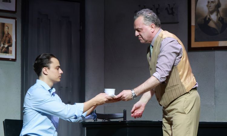 HOLT KÖLTŐK TÁRSASÁGA