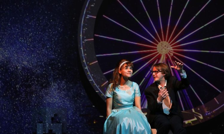 A MINDENSÉG ELMÉLETE