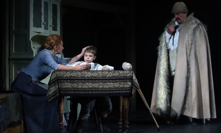 Kincskereső kisködmön