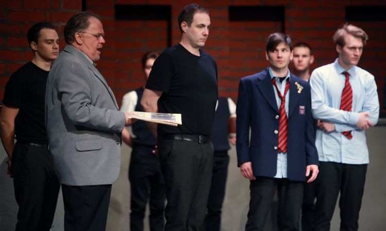 HOLT KÖLTŐK TÁRSASÁGA