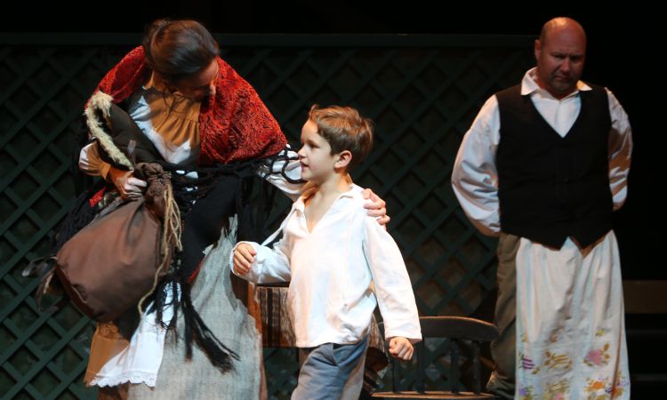 Kincskereső kisködmön