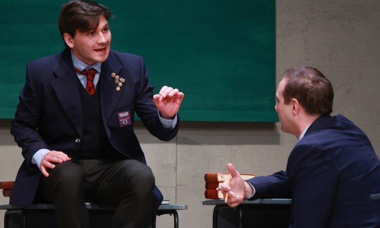 HOLT KÖLTŐK TÁRSASÁGA