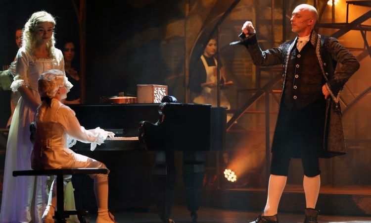 MOZART!