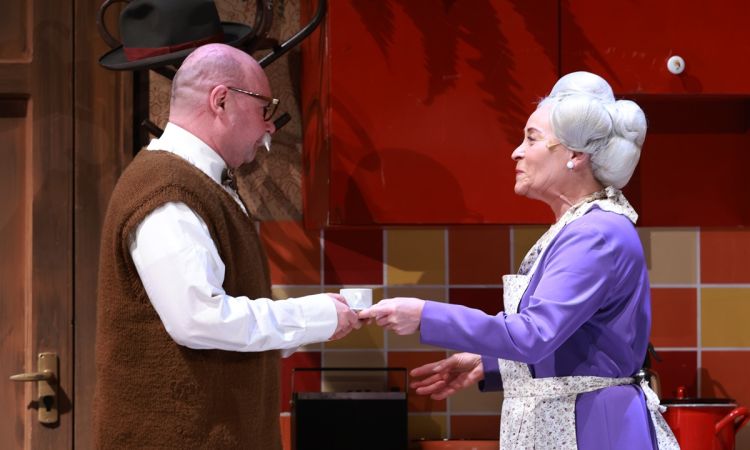 FRAKK, A MACSKÁK RÉME