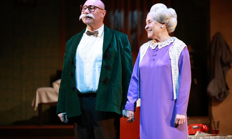 FRAKK, A MACSKÁK RÉME