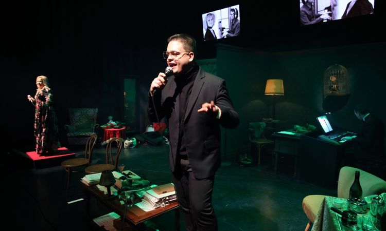 „...LÁZAS IFJÚSÁG…”