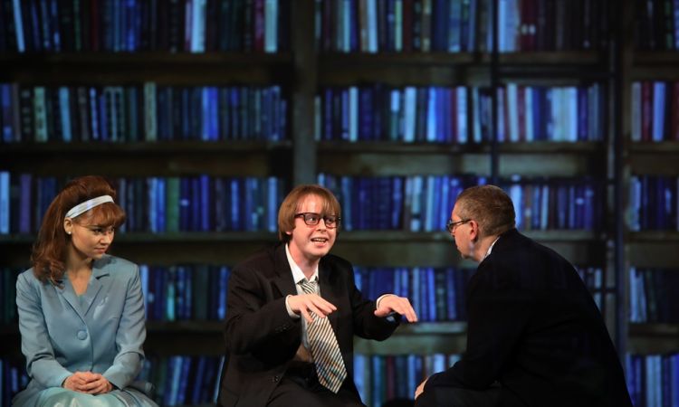 A MINDENSÉG ELMÉLETE