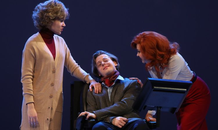 A MINDENSÉG ELMÉLETE