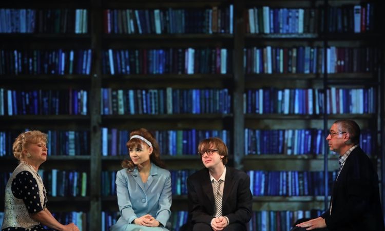 A MINDENSÉG ELMÉLETE