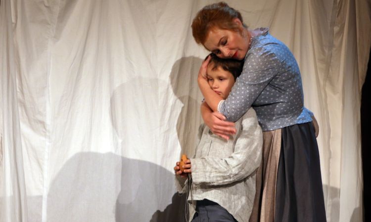 Kincskereső kisködmön