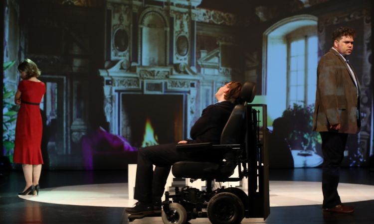 A MINDENSÉG ELMÉLETE