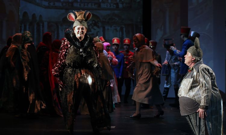 Diótörő és Egérkirály