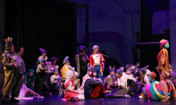 Diótörő és Egérkirály