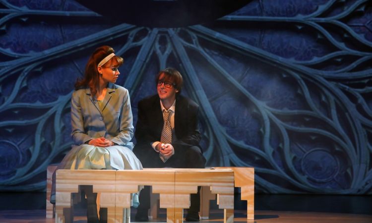 A MINDENSÉG ELMÉLETE