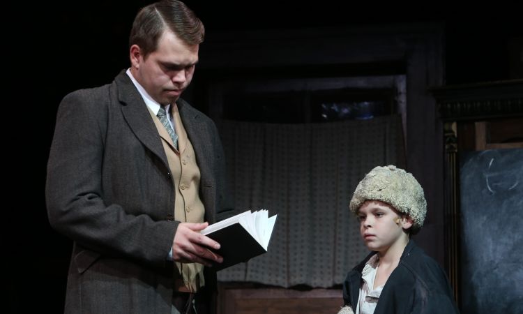 Kincskereső kisködmön