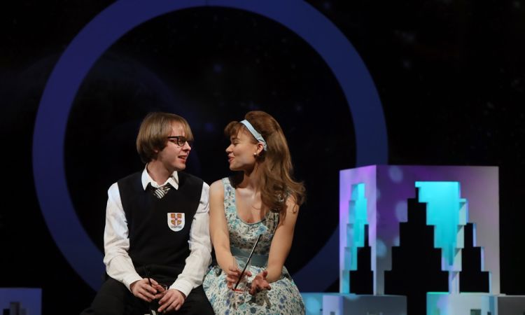 A MINDENSÉG ELMÉLETE