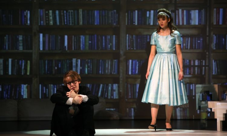 A MINDENSÉG ELMÉLETE