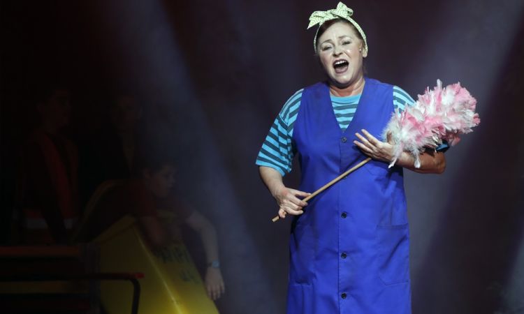 KEMÉNYKALAP ÉS KRUMPLIORR