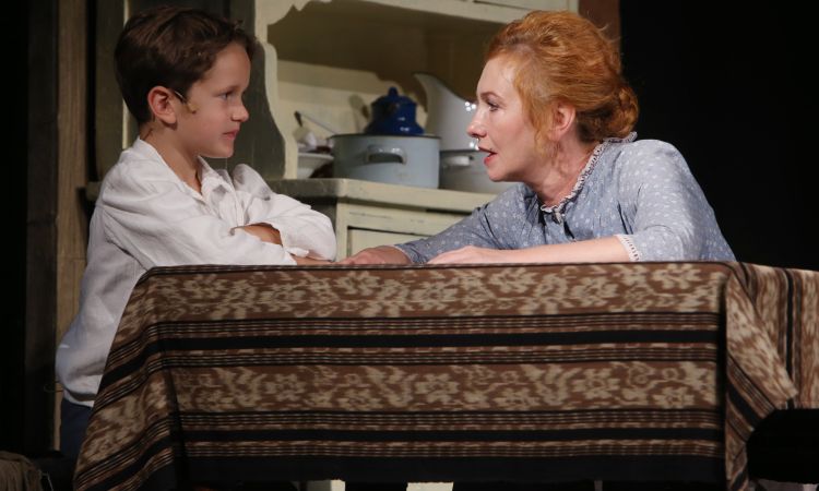 Kincskereső kisködmön