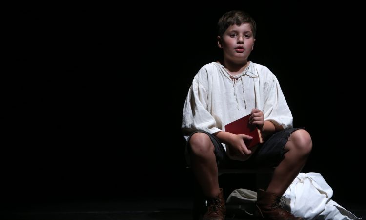 Kincskereső kisködmön